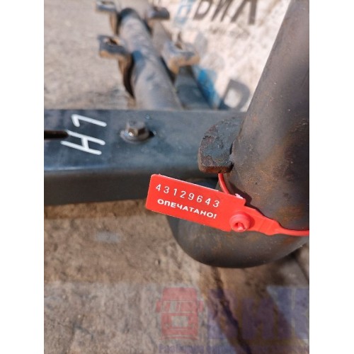 Кронштейн подножки нижней Iveco Stralis 258750 LH (643), -1