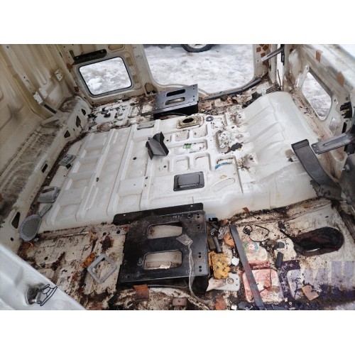 Каркас кабины Iveco Stralis 258750 с деф. (575), -2