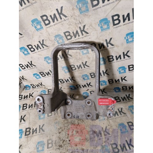 Кронштейн задней подушки кабины Scania R420 274491 LH (299), 1518493