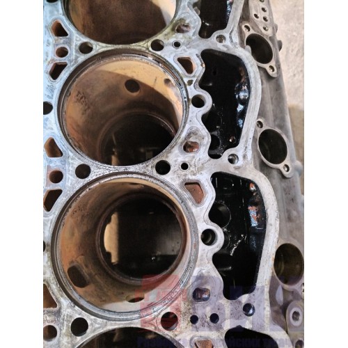 Блок цилиндров двигателя DAF 105 961218 Деф.  (120), 0964631-2