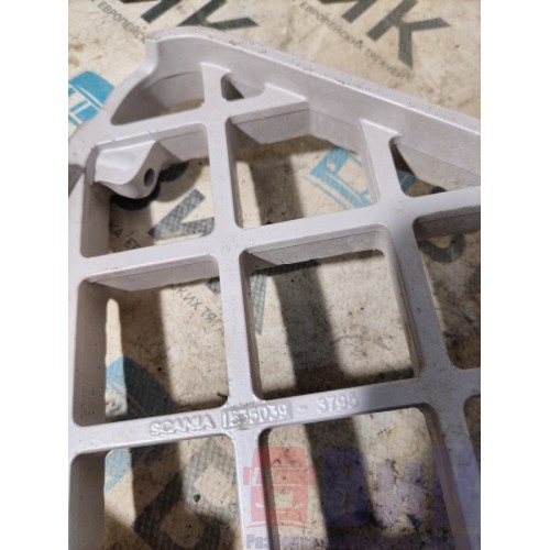 Подножка кабины Scania 5 178648 алюм. часть LH (971), 1535039-1