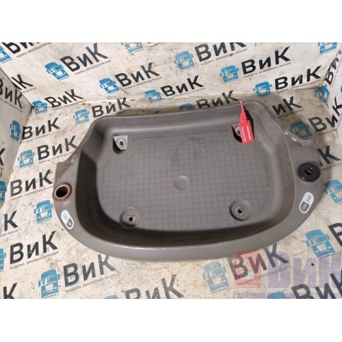 Часть торпедо DAF 105 961218 (цетрал.полка) под прикуриватель (956), 1793720