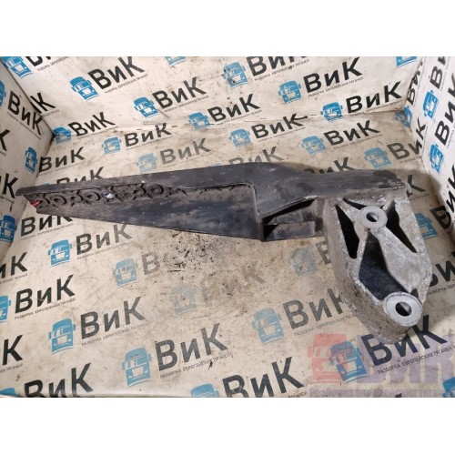 Кронштейн подножки Mercedes Actros MP3 617874 алюм. LH (858), -2