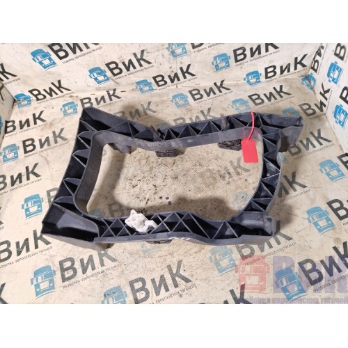 Кронштейн ПТФ DAF 106 066636 RH (677), 17602002-3