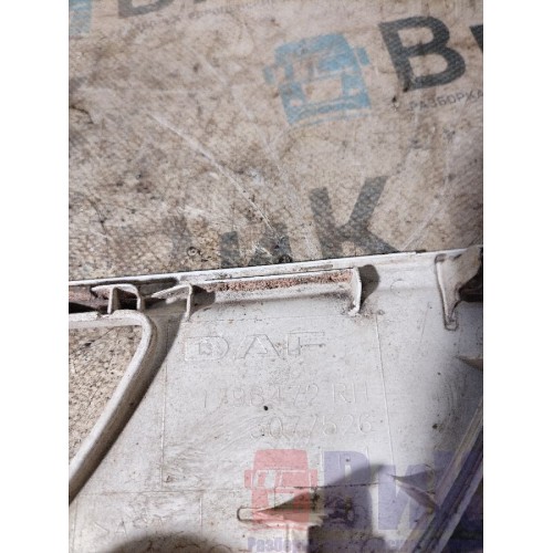 Рамка ПТФ (накладка ПТФ) DAF 106 066636 RH (696), 1798472-3