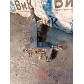 Кронштейн пневморессоры DAF 105 012236 (ленивая ось) RH (475)