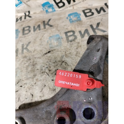 Кронштейн усилителя бампера Scania R440 335286 RH (159), 1790901-2