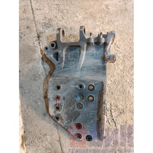 Кронштейн буксировочного пальца Scania R440 335286 RH (160), 1846827-3