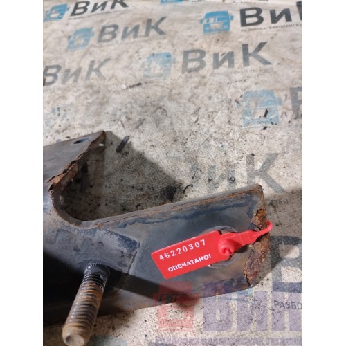 Кронштейн Scania R440 335286 LH (307), 1926599-2