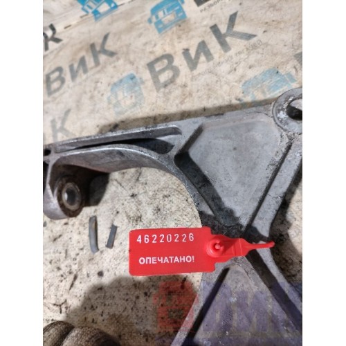 Кронштейн корпуса воздушного фильтра Scania R440 335286 (226), 1545119-2