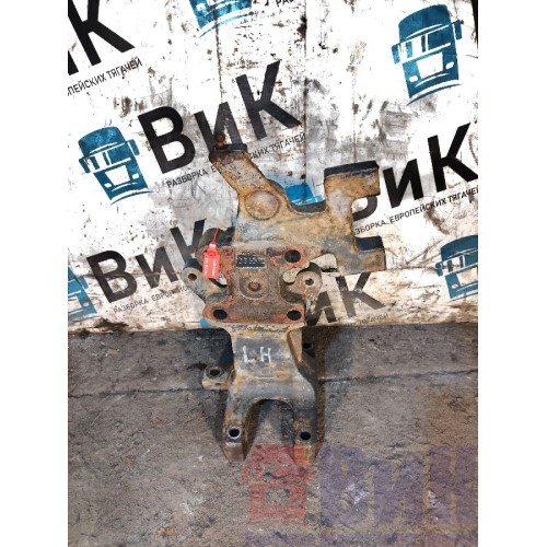 Кронштейн пневмоподушек Scania R440 335286 передний LH (183), 1386525-2