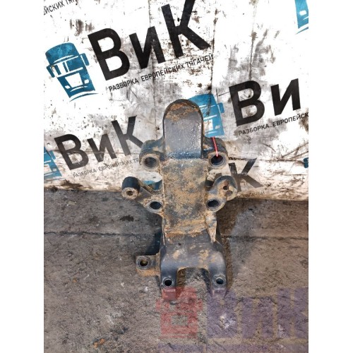 Кронштейн пневмоподушек Scania R440 335286 передний RH (182), 1386527