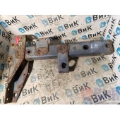 Кронштейн переднего крыла DAF 105 946058 под кабину LH (791)