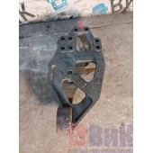 Кронштейн передней рессоры DAF 105 976058 передний LH (526)