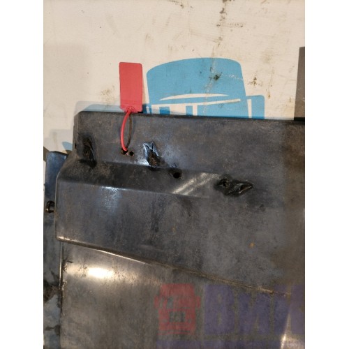 Подкрылок DAF 105 976058 передний с деф. LH (493) , 1796248-2