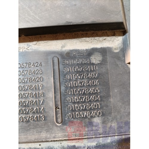 Подкрылок под кабину Renault Premium 013647 LH (406), 5010578401-2