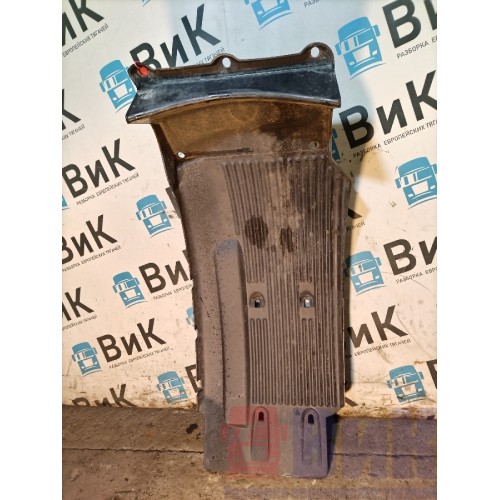 Подкрылок под кабину LH Volvo FH 13 659084 деф. (179), 20372064-4