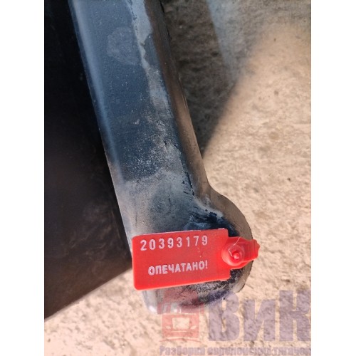 Подкрылок под кабину LH Volvo FH 13 659084 деф. (179), 20372064-2