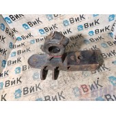 Кронштейн переднего стабилизатора+крон. перед. амортизатора Mercedes Actros MP3 617874 RH (015)