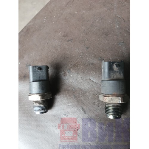 Датчик давления топлива в топливной рампе MAN D2066 (193)*, 0281002534-2