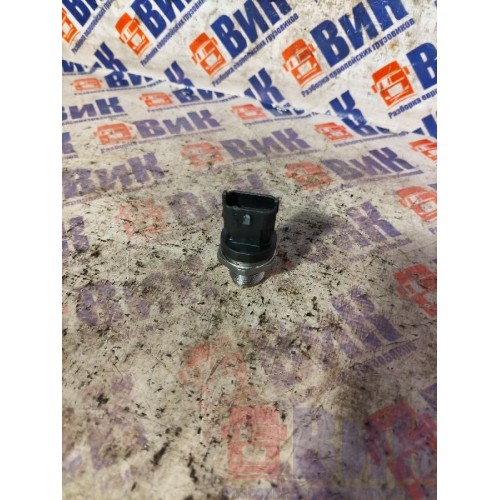 Датчик давления топлива в топливной рампе MAN D2066 (192)*, 0281002937-7