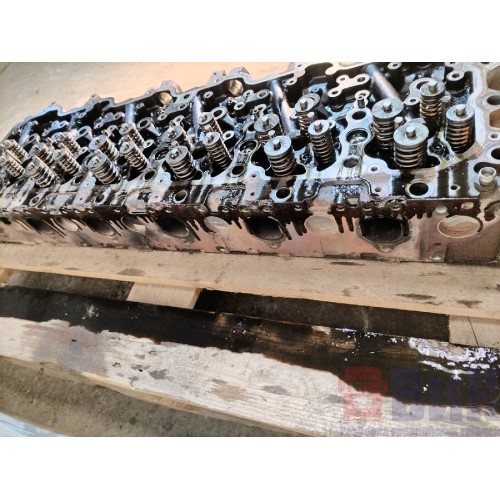 Головка блока цилиндров (ГБЦ) DAF 105 (резьба под топл.трубку М18) 012236 (569), -1