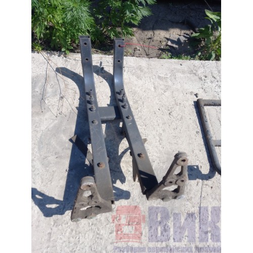 Кронштейн ресивера Renault в сборе (605), 