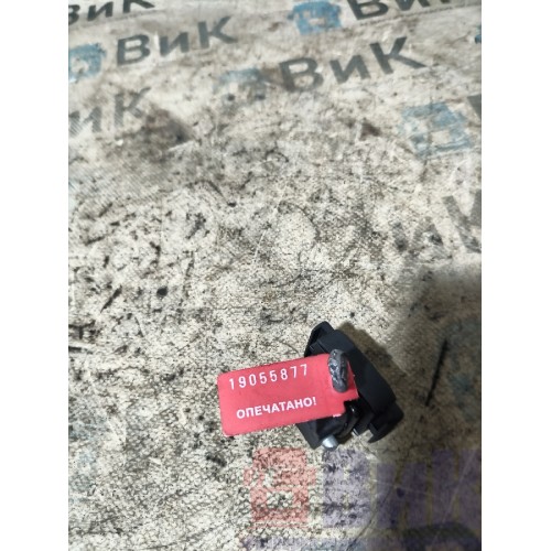 Замочек бардачка DAF 105 015999 (877), -1