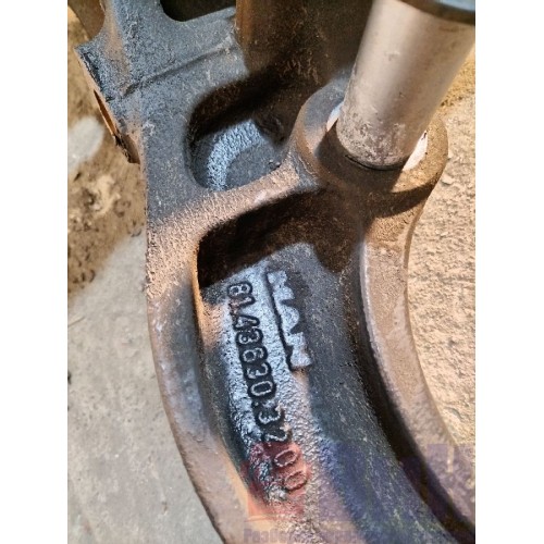 Кронштейн пневмоподушек MAN TGX 052303 RH (627), 81436303200-2