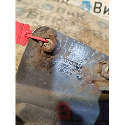 Петля подножки обслуживания Volvo FH 13 678912 LH (234), 20545094-2