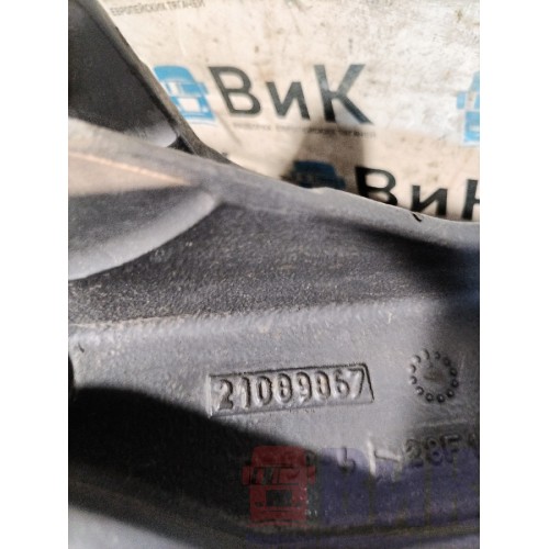 Кронштейн передней рессоры Volvo FH 13 678912 RH (236), 21089867-5