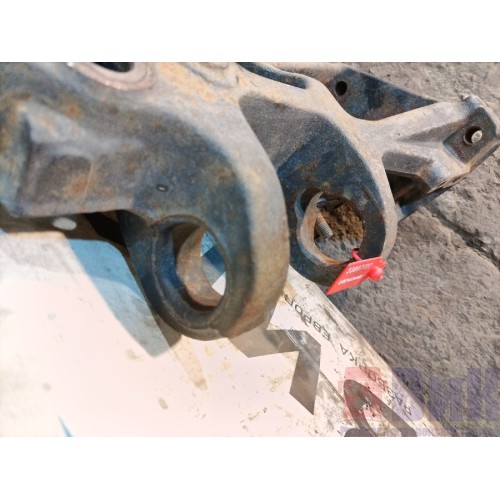 Кронштейн буксировочного пальца Scania R440 322315 RH (727), 1846827-2