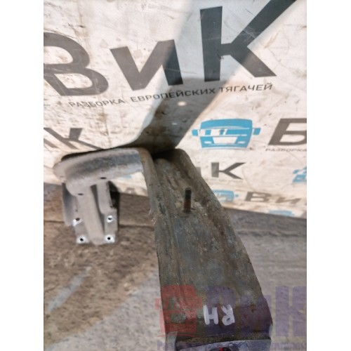 Кронштейн замка крыла Scania R440 322315 RH (712), 1866050-3