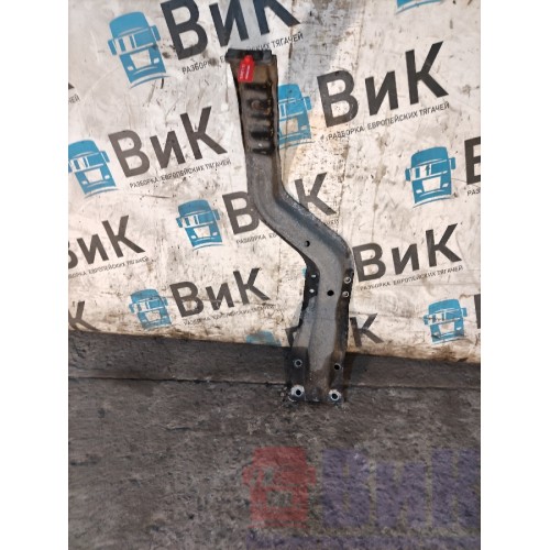 Кронштейн замка крыла Scania R440 322315 LH (713), 1866051