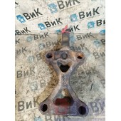 Кронштейн заднего амортизатора Scania R440 322315 нижний (687)