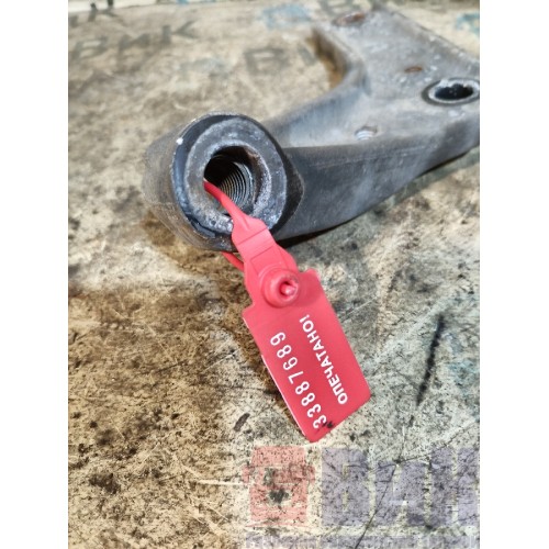 Кронштейн усилителя бампера Scania R440 322315 RH (689), 1790901-1