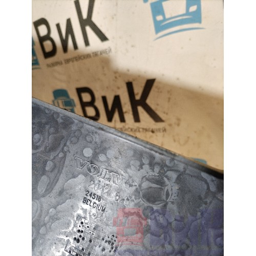 Бампер Volvo FH 13 616047 центральная часть с деф-ми (436), 20425625-2