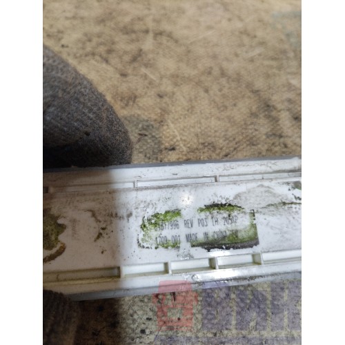 Накладка нижняя на ручку двери Renault TS 001057 LH (313), 84817996-2