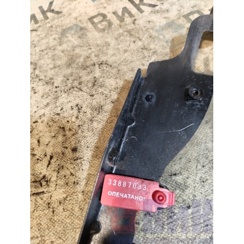 Кронштейн обшивки двери Renault TS 001057 LH (033), 82537441-2