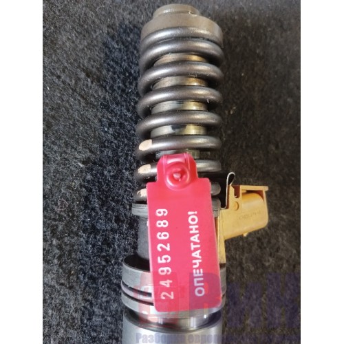 Форсунка топливная электрическая Volvo D13A  21340615 (689), 21340615-2