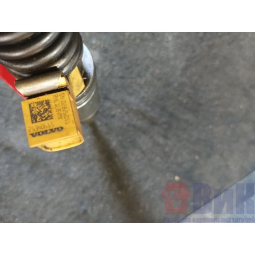 Форсунка топливная электрическая Volvo D13A  21340615 (674), 21340615-5