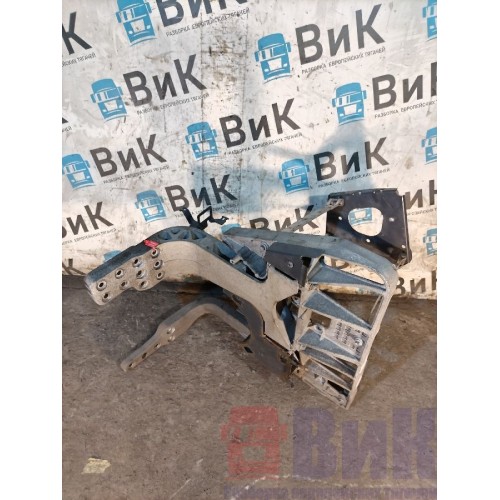 Кронштейн бака мочевины Adblue Volvo FH 4 785702 в сборе (975), 21686482-3