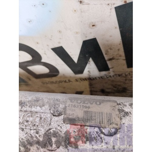 Интеркулер Volvo FH 4 785702 (848), 21631996-1