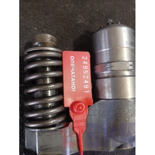 Насос форсунка Iveco St Cursor-8 (491), 500380884-4