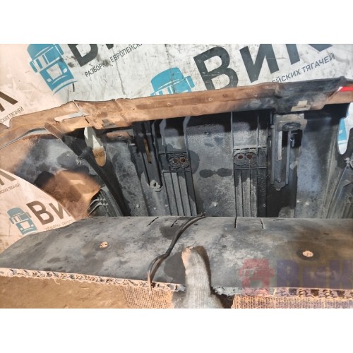 Полукрыло заднее заднее LH Renault Premium 071306 (327), -1