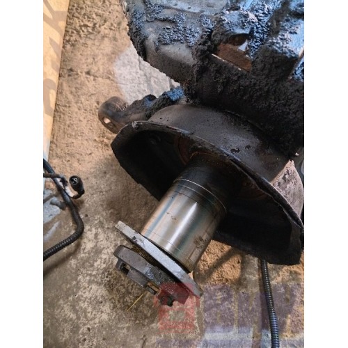 Балка передняя Scania G400 313216 с цапфами (744), 1394399-2