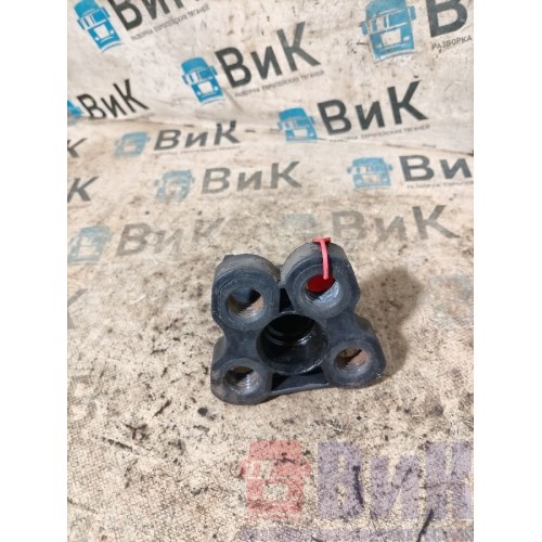 Кронштейн маслозаливной горловины Scania R6 156776 (492), 2178551-2