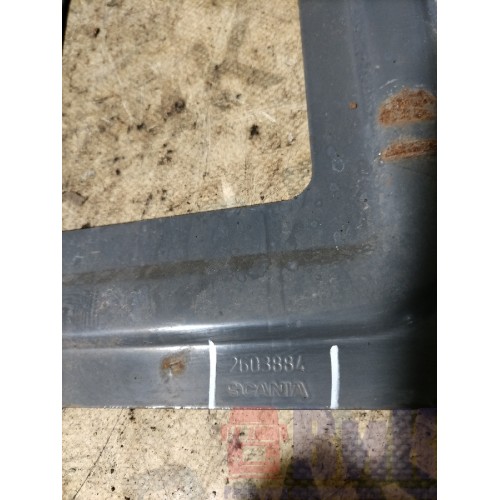 Кронштейн брызговика Scania R6 156776 LH (482), 2603884-1