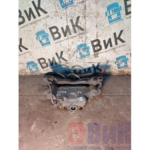 Суппорт передний Scania R6 156776 MERITOR RH (386), 