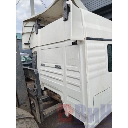 Кабина MAN TGX 2013г (в сборе без ЭБУ) 052265 широкая средняя (828), -9